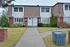 1023 Salisbury Street 5, Sarnia, On N7s 4n8