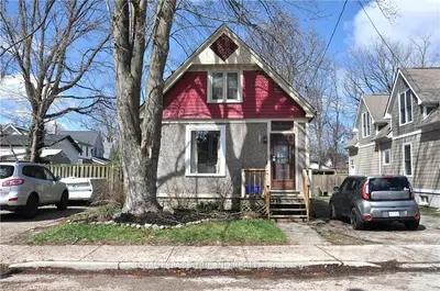 54 Albion Street, London North, On N6h 1z3