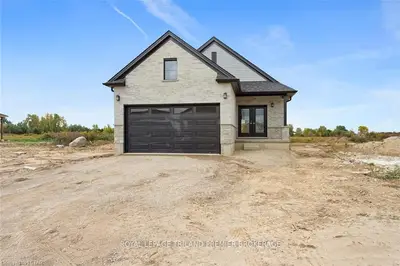 1323 Bush Hill, London North, On, N6g 0x6