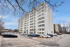 135 Base Line Road W 10, London South, On N6j 4w4