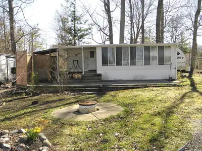 9338 West Ipperwash Road E-14, Lambton Shores, On N0n 1j0