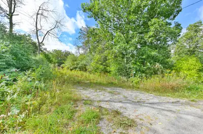 178 Sunrise Drive, Prince Edward County, On K8n 4z7