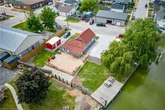 105 Elizabeth Street, Chatham-kent, On N8a 2y9