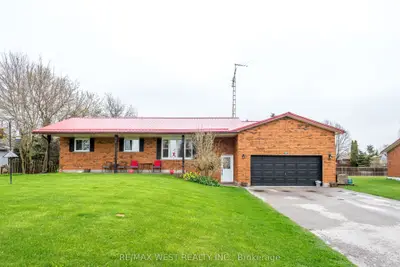 32 Bruce Street, Kawartha Lakes, On K0m 2m0