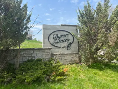 987 Cherrygrove Drive, London South, On N6k 5b2