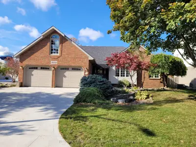 223 Bayberry Crescent, Lakeshore, On N0r 1a0