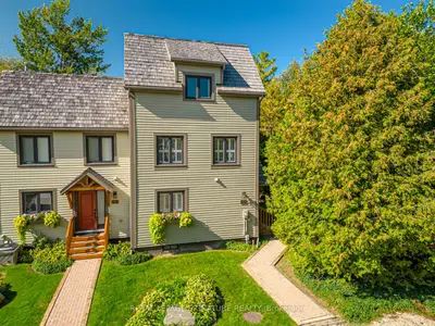 63 Bay Street W 24, Blue Mountains, On N0h 2p0