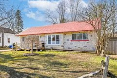 75 Adelaide Street S, Kawartha Lakes, ON K9V 3K2