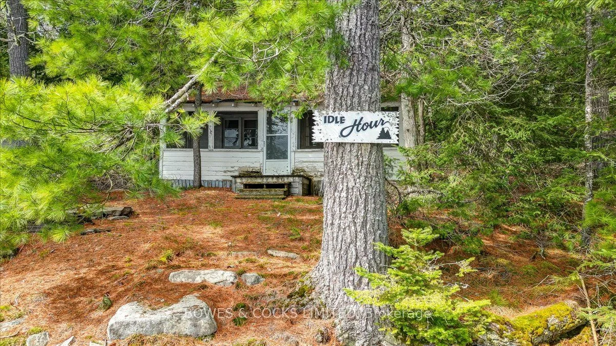 100 Island 12 , Havelock-Belmont-Methuen, ON K0L 1A0