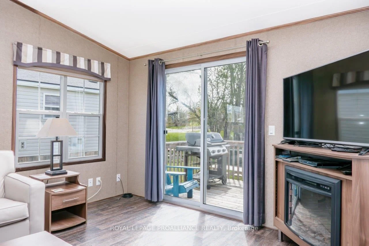 486 Cty Rd 18 - 8 Cricket Lane, Prince Edward County, ON K0K 1P0