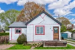 5 Armour Street, Port Hope, On L1a 2s3