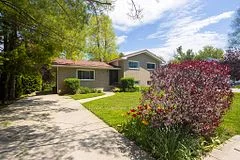 16 Napier Street W, Blue Mountains, On N0h 2p0