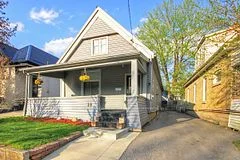 16 Kitchener Avenue, London East, On N5z 2b2