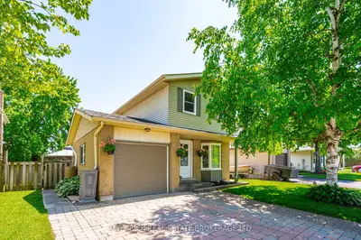318 Strathallan Street, Centre Wellington, On N1m 3l5