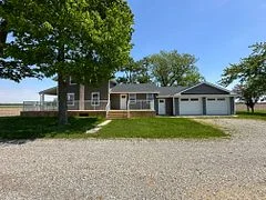 5575 London Line, Plympton-wyoming, On N0n 1t0