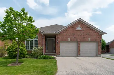 18 Cadeau Terrace 49, London South, On N6k 4z2