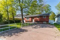 12 Hilltop Drive, Huntsville, On P1h 1c5