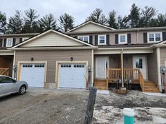 17 Nicole Park Place, Bracebridge, ON P1L 0C8