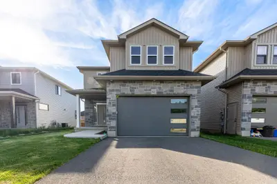 62 Cash Crescent, Ingersoll, On N5c 3r9