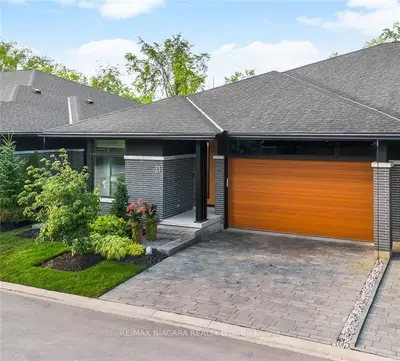 21 Taliesin Trail, Welland, On L3c 0h5
