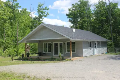 360 Quin Mo Lac Road, Centre Hastings, On K0k 2k0