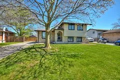 30 Colonial Street, Welland, On L3c 5w5