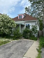 320 Eleanor Street, London East, On N5w 4c3