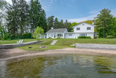 146 Twin Oaks Lane, Front Of Leeds & Seeleys Bay, On K7g 2v5