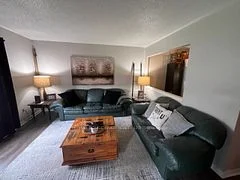 1110 Clonsilla Avenue 202, Peterborough, On K9j 5y5