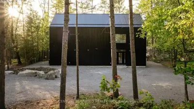 51 Island Drive, Trent Lakes, On K0l 1j0