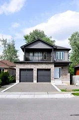 70 Elmwood Avenue 2, Cambridge, ON N1R 4Y4