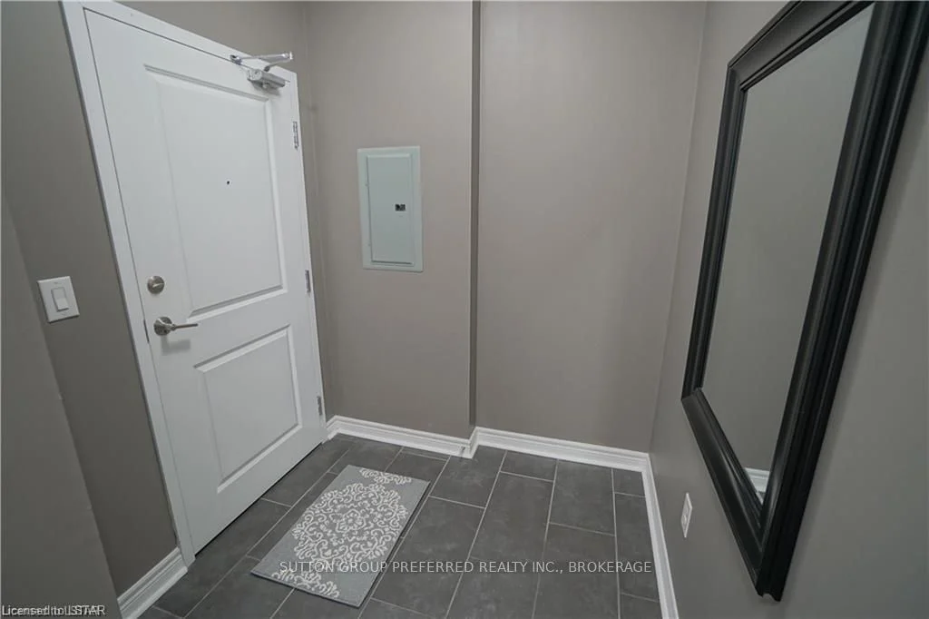 330 RIDOUT Street N 1910, London East, ON N6A 0A7