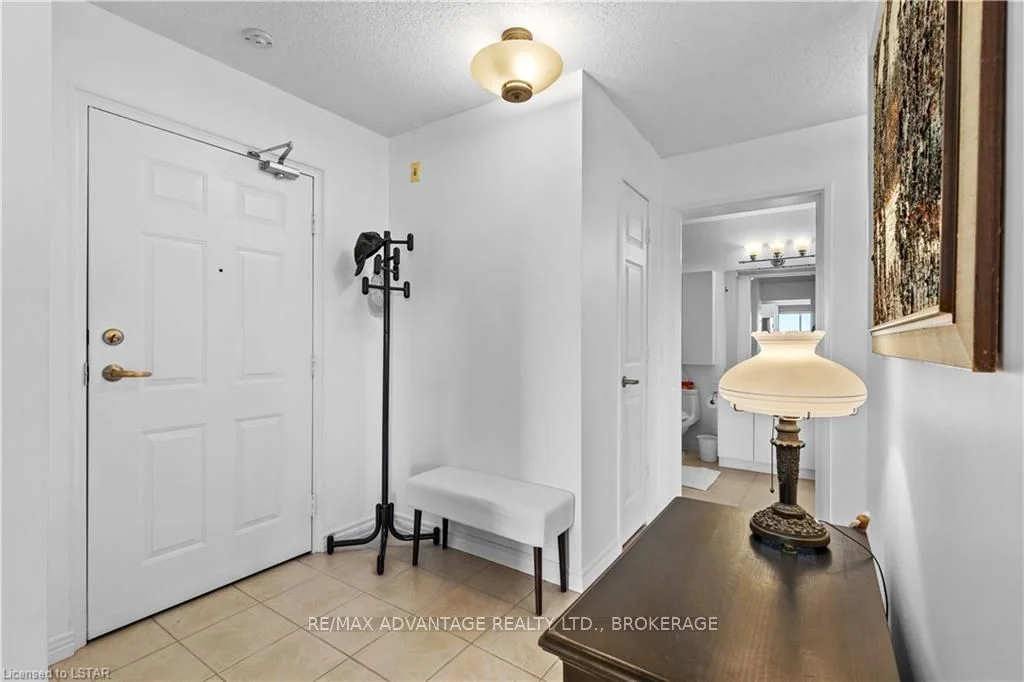 1180 COMMISSIONERS Road W 701, London South, ON N6K 4J2
