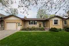 403 Albert Street, Strathroy-caradoc, On N7g 1w8