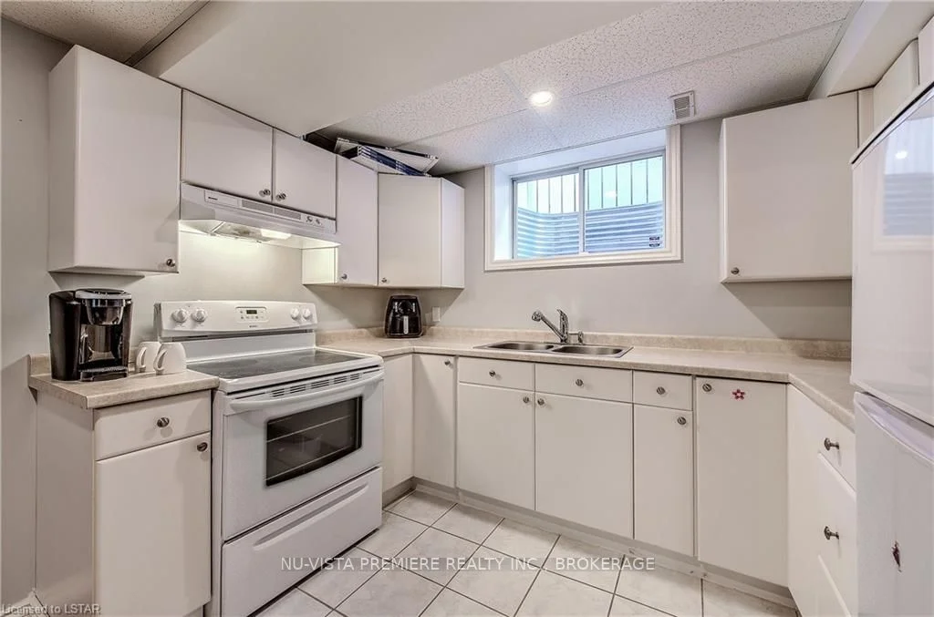 2887 PAULKANE Chase, London South, ON N6L 0A8