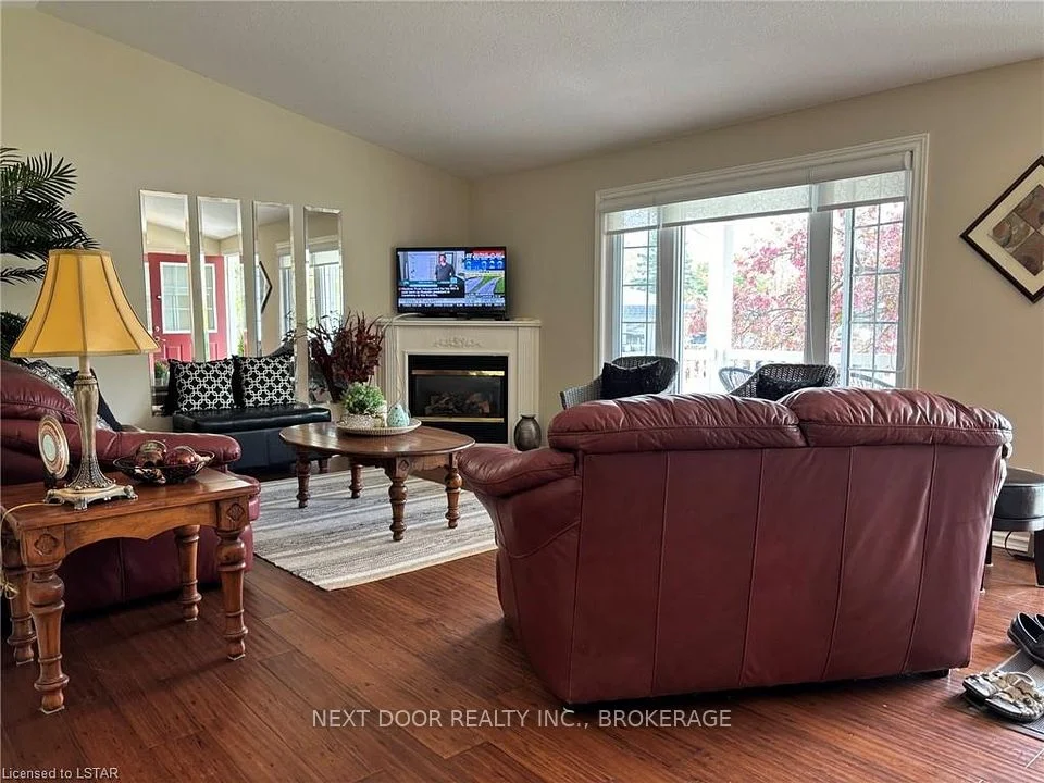 4 PEBBLE BEACH Parkway, South Huron, ON N0M 1T0