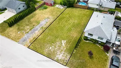 1581 Councillors Street, St. Clair, On N0n 1h0