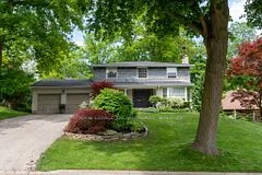 9 Scarlett Avenue, London North, ON N6G 1Z3