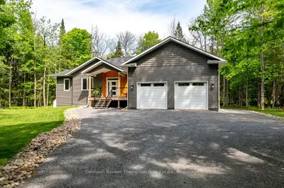230 Golf Course Road, Huntsville, On P1h 1n7