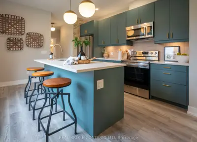 62 Barker Street, London East, On N5y 1x6