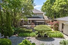 330 King Street W, Cobourg, On K9a 2n5