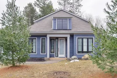 2054 Peninsula Road 41, Muskoka Lakes, On P0b 1g0