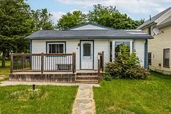 80 College Street, Deseronto, ON K0K 1X0