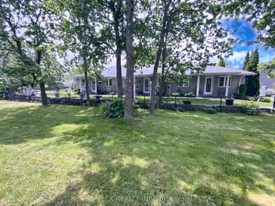 Triplex in Kawartha Lakes
