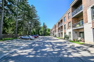 2799 St. Paul Avenue 107, Niagara Falls, On L2j 2l3