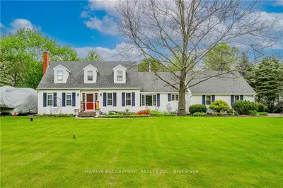 1930 West River Road, North Dumfries, On N0b 1w0