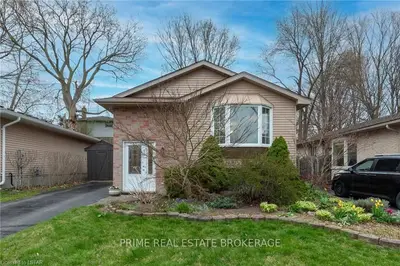 212 Pochard Lane E, London East, On N5w 5z3