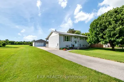 Detached in Lambton Shores