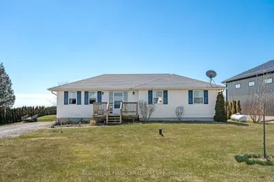 742 Lakeshore Road, Norfolk, On N0j 1t0