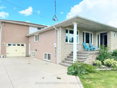 Detached in West Lincoln
